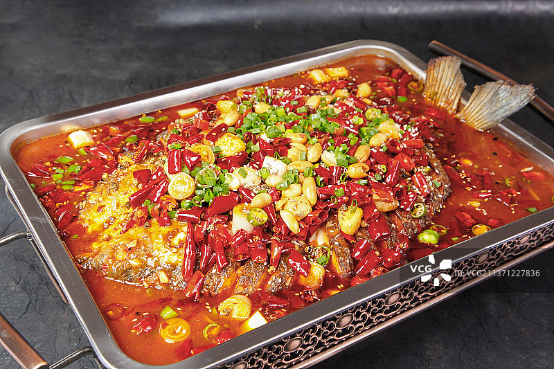 中餐美食-烤鱼图片素材