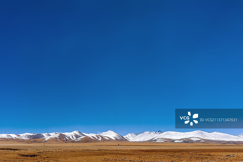 中国西藏拉萨圣湖纳木错图片素材