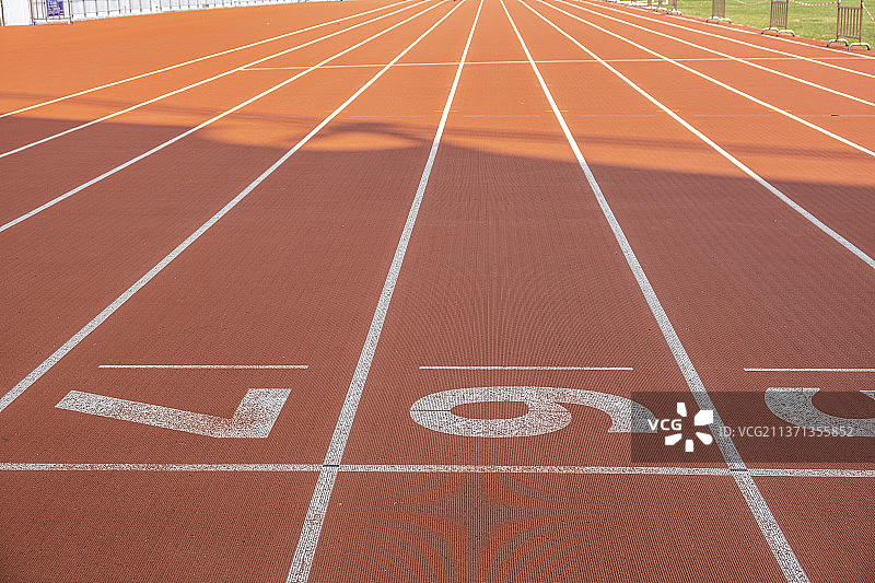 深圳宝安体育馆比赛跑道图片素材