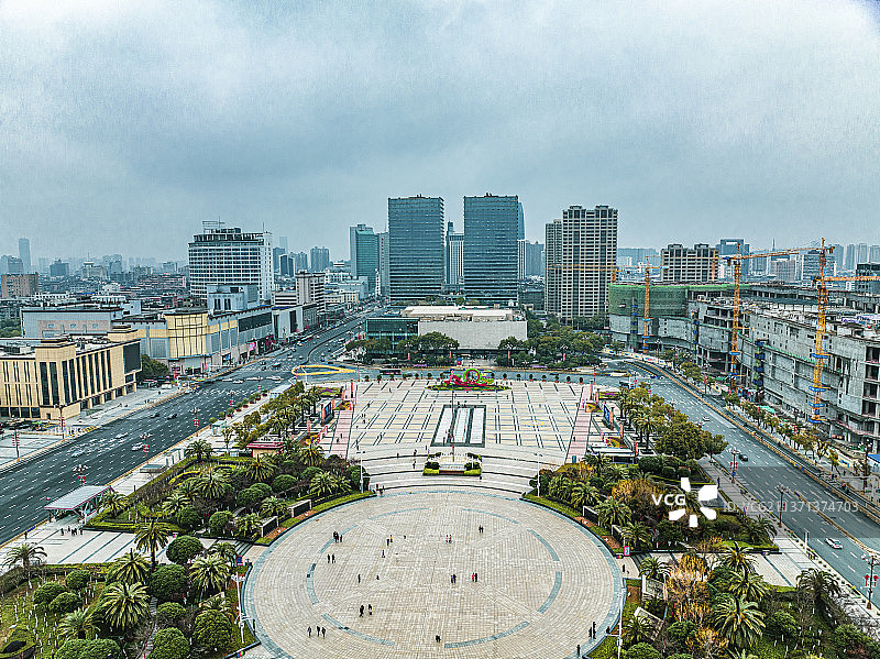 航拍南昌八一广场全景图图片素材