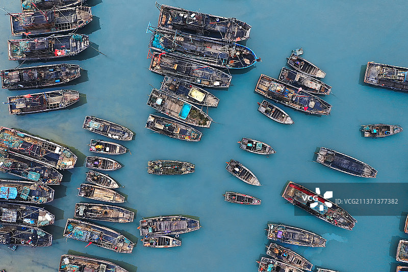 渔船+江苏省连云港市连云区西连岛村图片素材