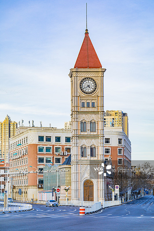 天津建筑钟楼公园风光图片素材