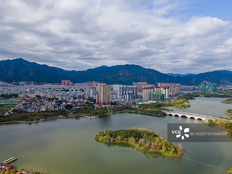 中国广东省清远市飞来湖湿地公园航拍图片素材