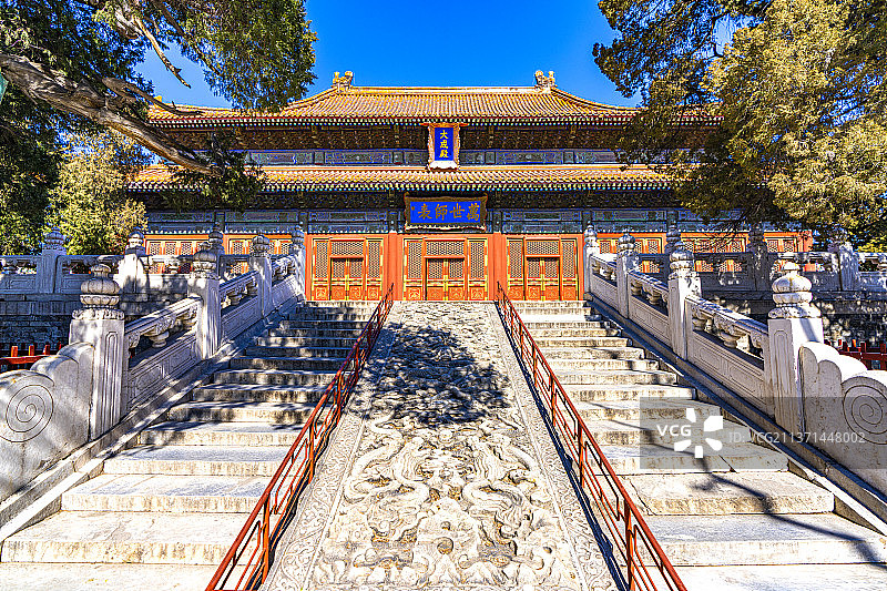 北京 孔庙 国子监 牌坊 日昝 古柏 大殿 孔子 碑亭 乾隆石经图片素材