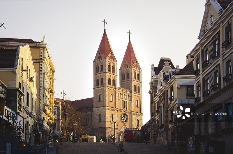 青岛圣弥厄尔教堂图片素材