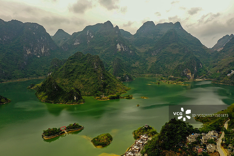 凌云浩坤湖3图片素材