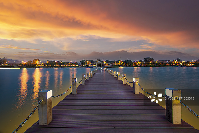 长治城市风光，淮海公园。图片素材