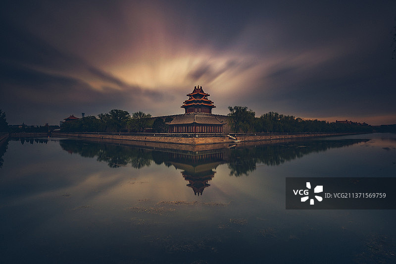 日出朝霞角楼故宫古建筑北京皇城紫禁城广告传媒背景都市倒影风景城市旅行户外媒体壁纸文化传媒图片素材