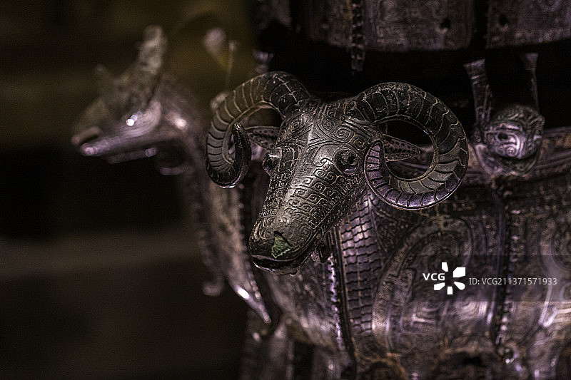 四羊青铜方尊图片素材