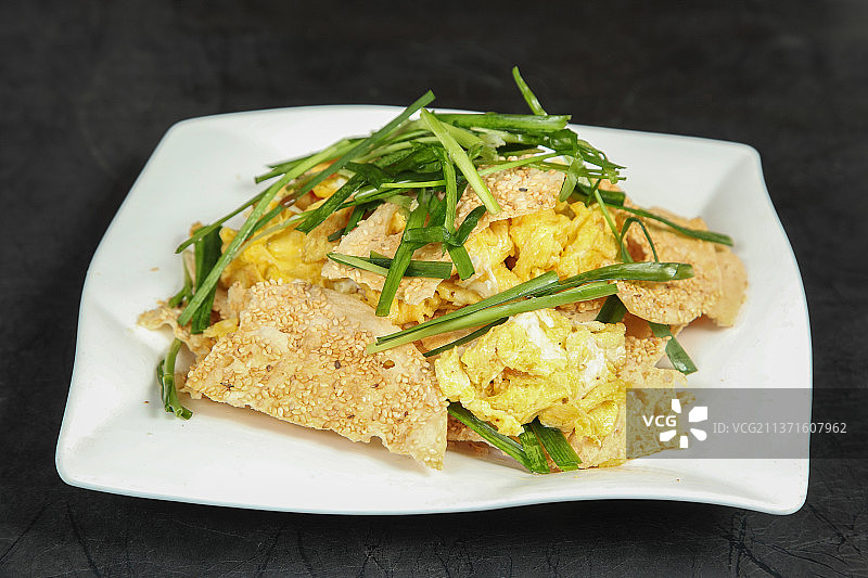 中餐美食-韭菜鸡蛋炒烧饼图片素材