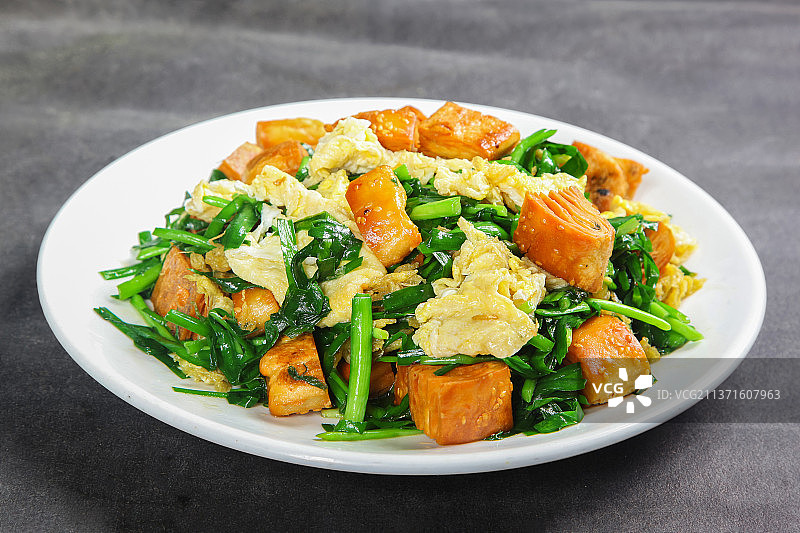 中餐美食-韭菜鸡蛋炒烧饼图片素材