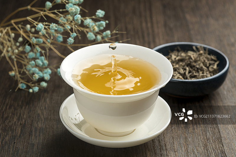 盖碗茶茶道特写中国风深色调图片素材