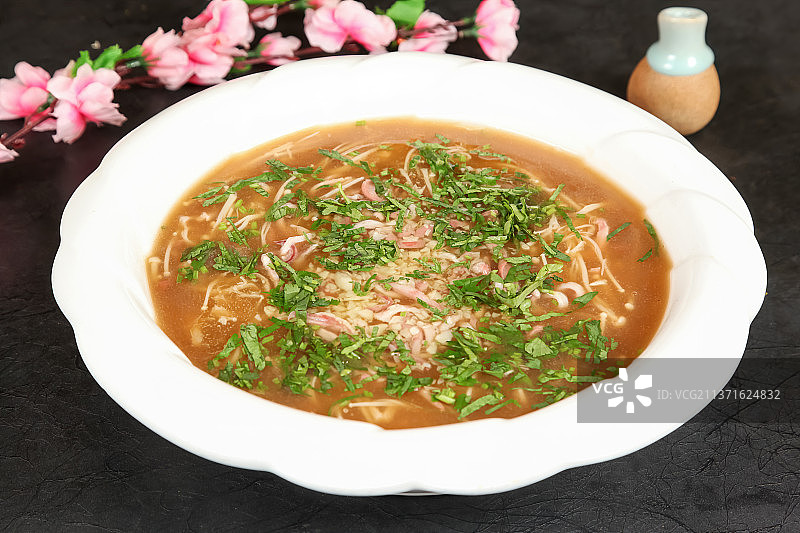 中餐美食-金针菇烩肚丝图片素材