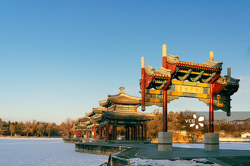 承德避暑山庄水心榭，日落冬景图片素材