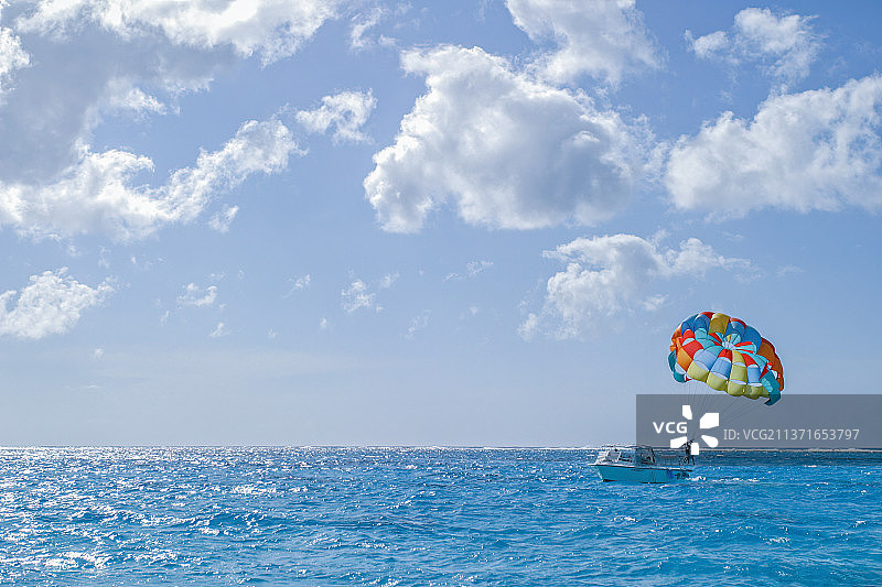 海中的极限运动图片素材