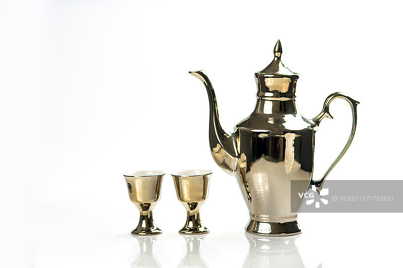 酒壶酒杯特写图片素材