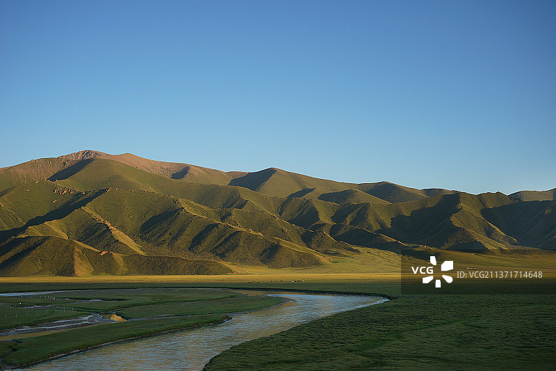 巴音布鲁克草原开都河图片素材