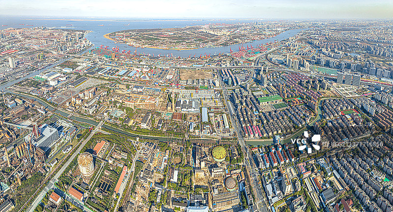 航拍宝山区 黄浦江吴淞口 吴淞工业区 军工路高架 逸仙路高架 长江路隧道 浦东凌桥镇图片素材