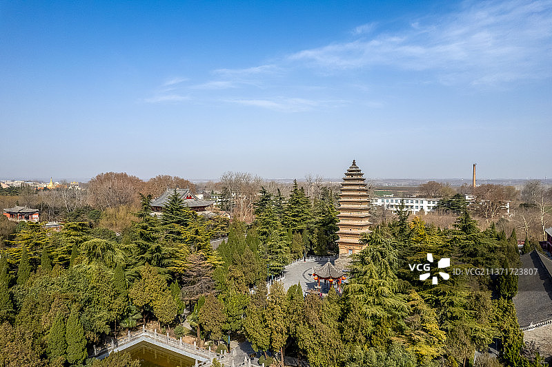 中国河南洛阳白马寺舍利塔航拍风光图片素材