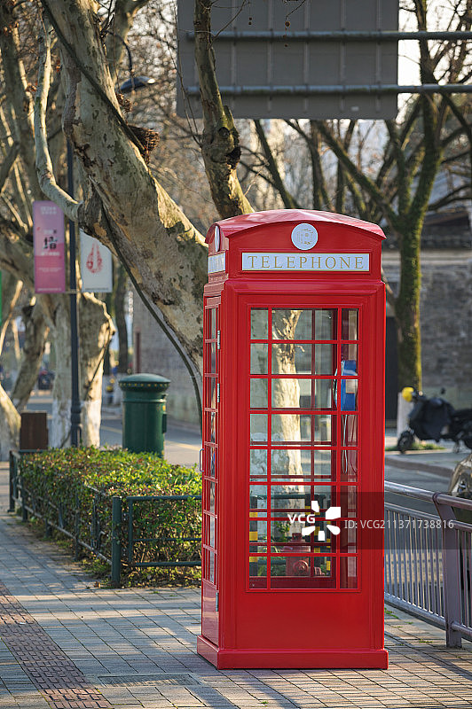 红色电话亭图片素材