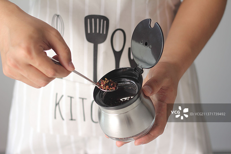 厨房调味罐图片素材