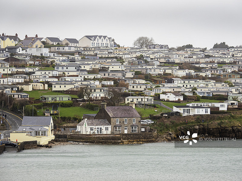 英国威尔士安格尔西岛本莱赫的静态大篷车。图片素材