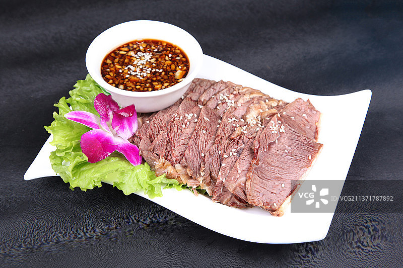 中餐美食-酱牛肉图片素材