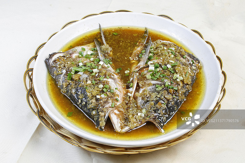 中餐美食-酱椒蒸鱼头图片素材