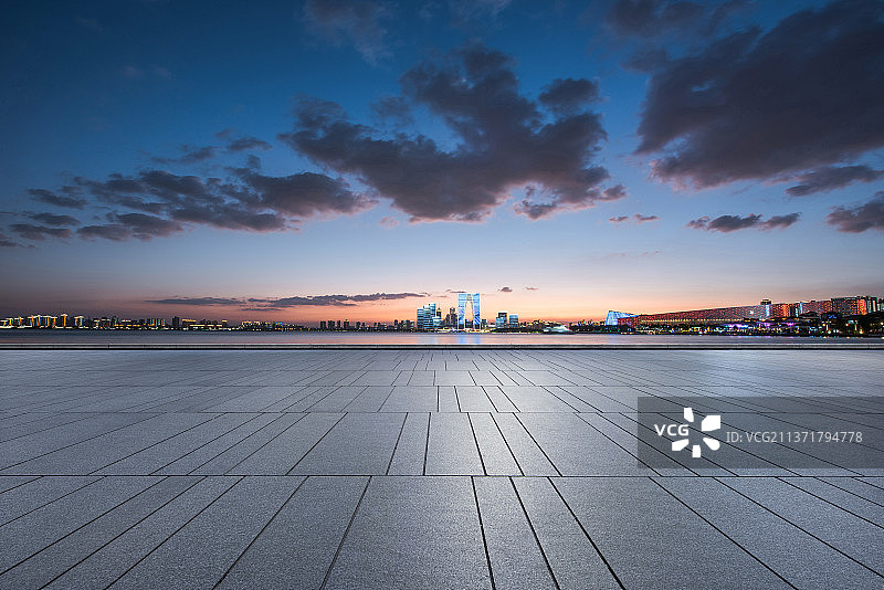 城市夜晚广场图片素材