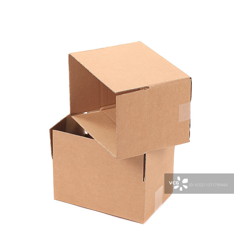 白色背景下的纸板箱特写，摩尔多瓦图片素材