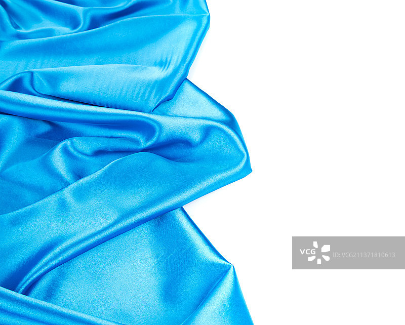 带柔软褶皱的蓝色丝绸背景（摩尔多瓦）图片素材