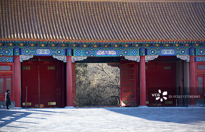 北京故宫午门附近熙和门图片素材
