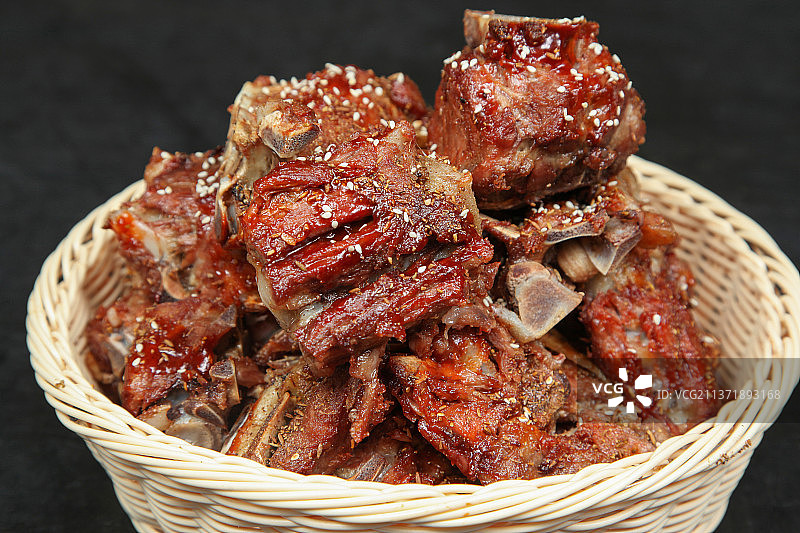 中餐美食-酱牛骨图片素材