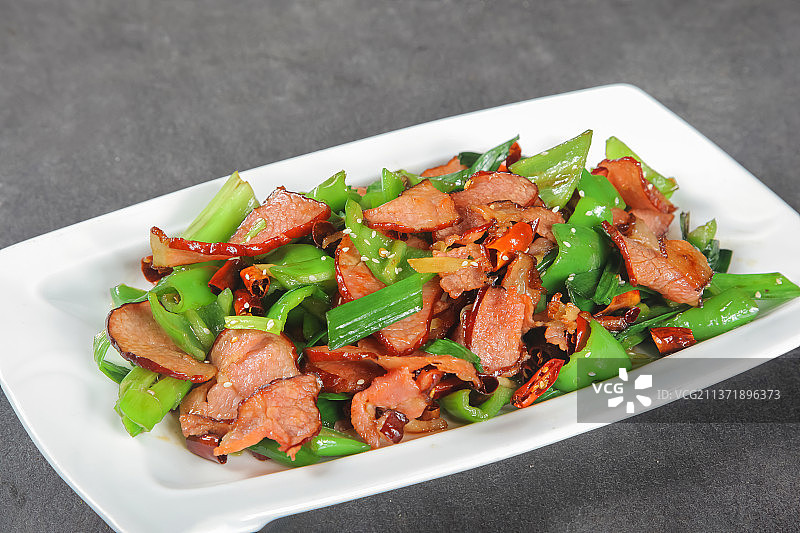 中餐美食-尖椒炒腊肉图片素材