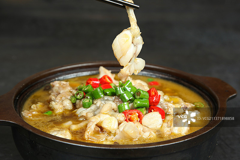 中餐美食-藤椒牛蛙图片素材