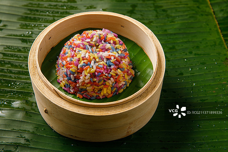 中国广西传统美食五色糯米饭图片素材