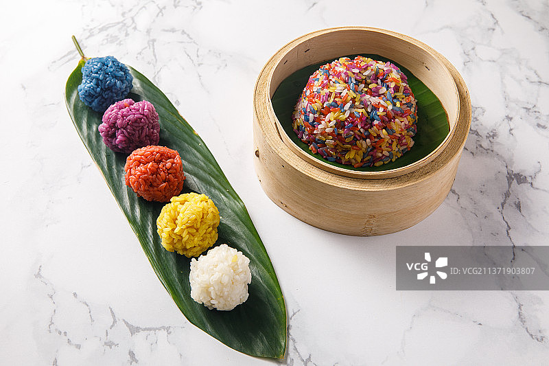 广西传统美食五色糯米饭图片素材