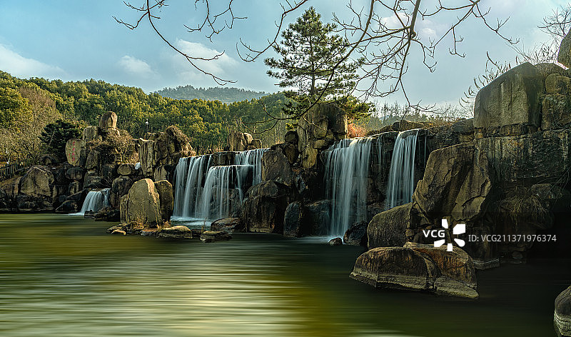 白马涧瀑布图片素材