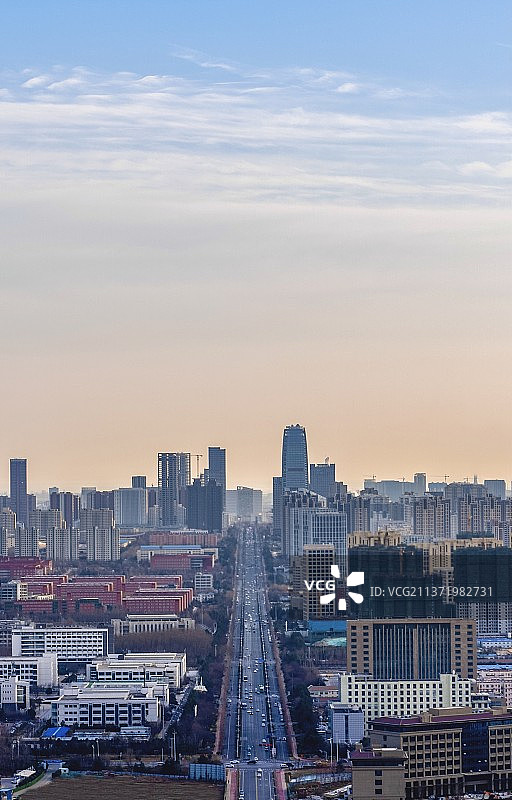 美丽日照，幸福山海天图片素材