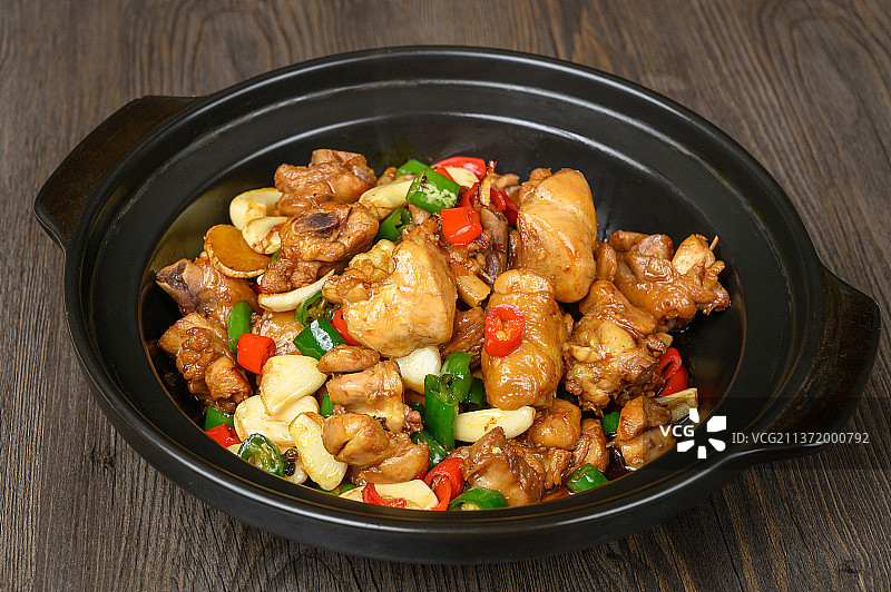 中餐美食-大盘炒鸡图片素材