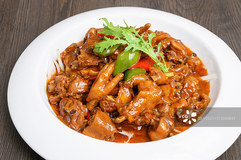 中餐美食-大盘炒鸡图片素材