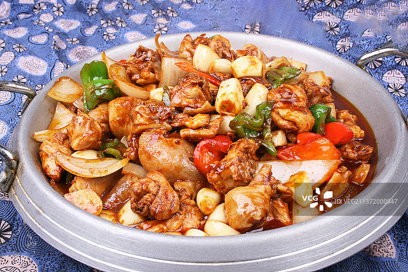 中餐美食-大盘炒鸡图片素材