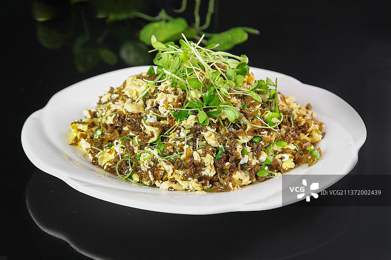 中餐美食-地皮菜炒鸡蛋图片素材