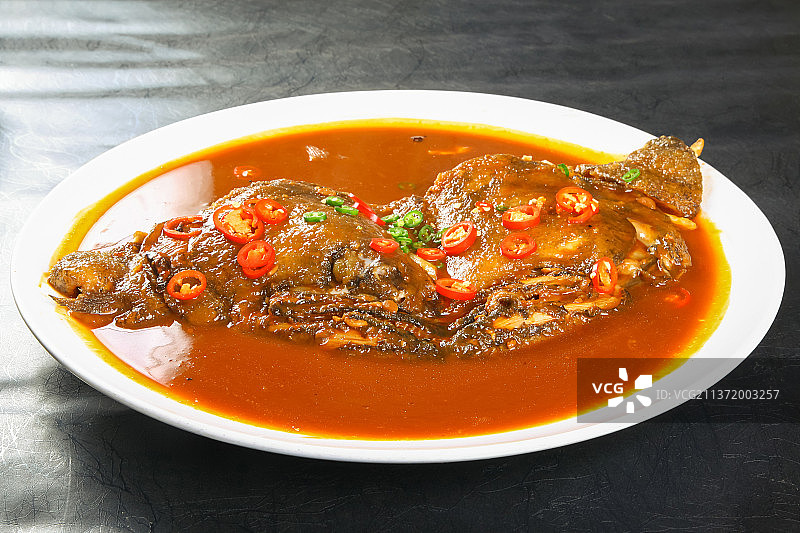 中餐美食-红烧鲽鱼头图片素材