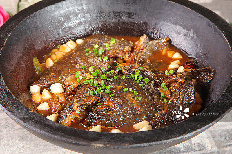 中餐美食-红烧鲽鱼头图片素材