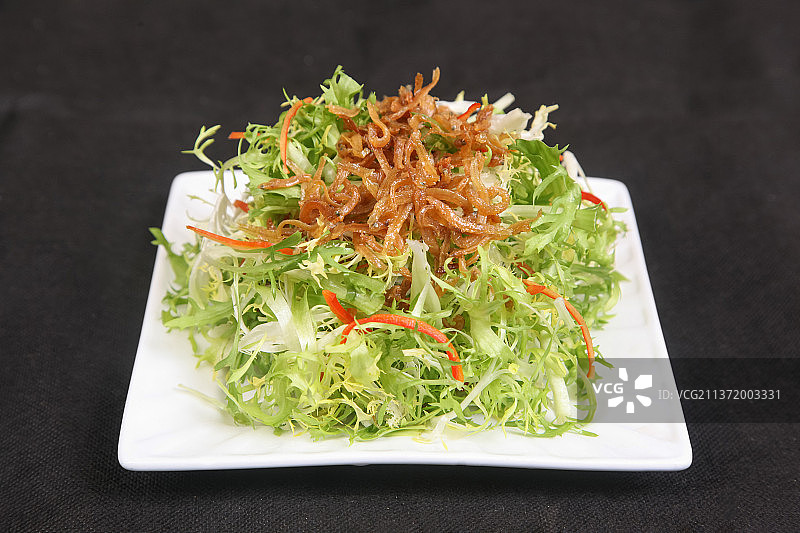 中餐美食-丁香鱼拌苦菊图片素材