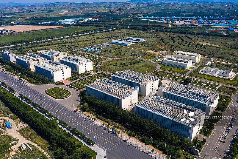 航拍呼和浩特电信大厦图片素材