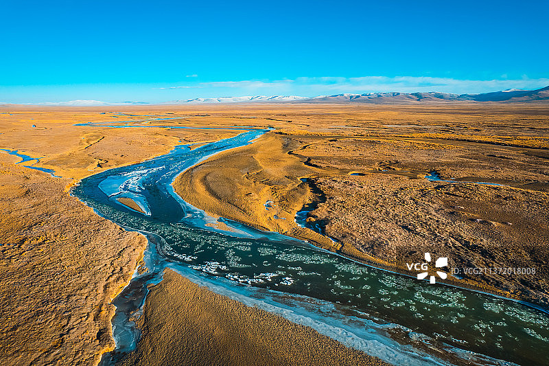 青海玉树曲麻莱县麻多乡三江源国家公园黄河源头约古宗列曲自然风光冬季航拍图片素材