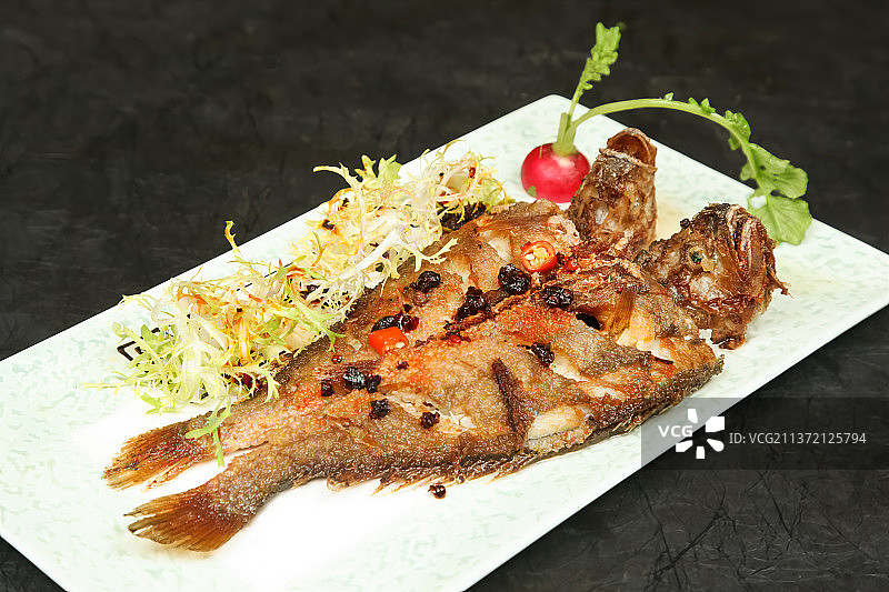 中餐美食-豉香黄花鱼图片素材