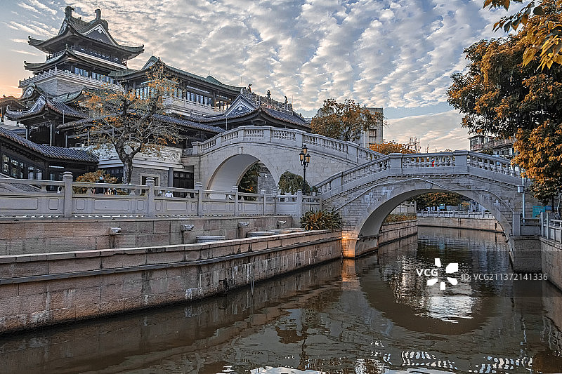 广州永庆坊月牙桥图片素材